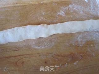 【湖北】腊肠葱香饼的做法步骤:6