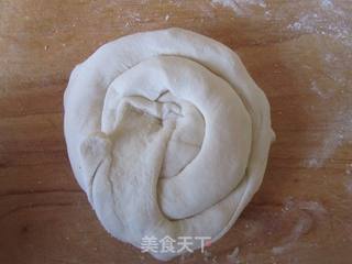 【湖北】腊肠葱香饼的做法步骤:7