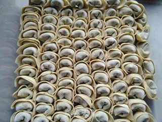 【上海】菜肉馄饨的做法步骤:8