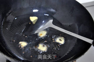 【四川】黄豆烧猪蹄的做法步骤:3