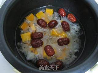 【天津】南瓜银耳红枣汤的做法步骤:3