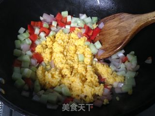 松子松茸炒饭的做法步骤:7