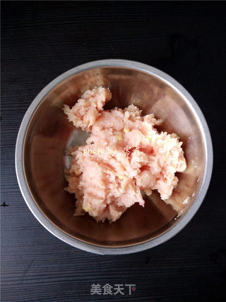 【四川】香菇鸡肉汉堡的做法步骤:3