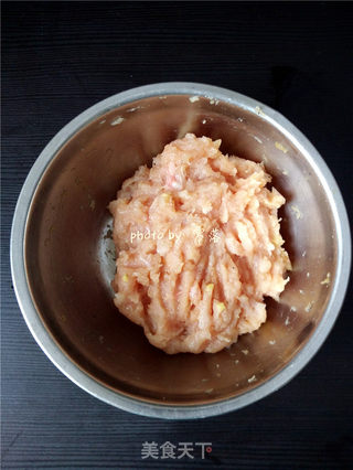 【四川】香菇鸡肉汉堡的做法步骤:4