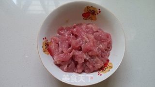 【四川】酸汤肉片的做法步骤：2