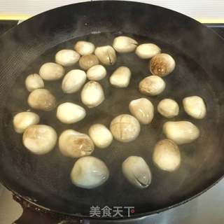 【广东】蚝油草菇炒肉片的做法步骤:4