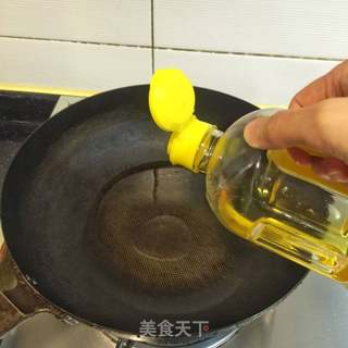 【广东】蚝油草菇炒肉片的做法步骤:6