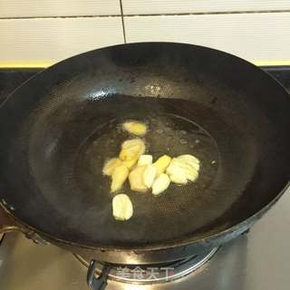 【广东】蚝油草菇炒肉片的做法步骤:7