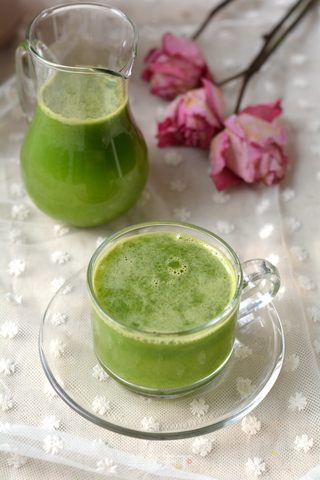【北京】甜梨芹菜汁的做法步骤:8