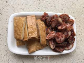 【常德】豆干腊味合蒸的做法步骤:2