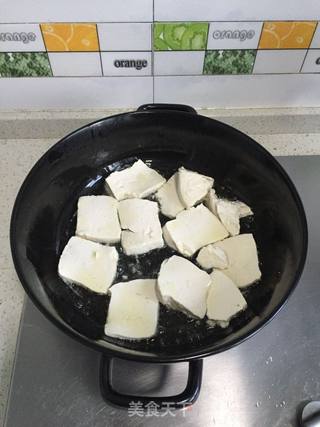 【义乌】豆腐焖鱼头的做法步骤:2