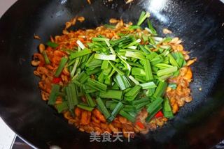 【天津】韭菜炒河虾的做法步骤:7