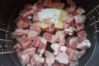 【天津】咖喱牛肉饭的做法步骤：2