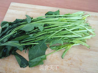 【天津】菠菜茎拌双丝 的做法步骤:3