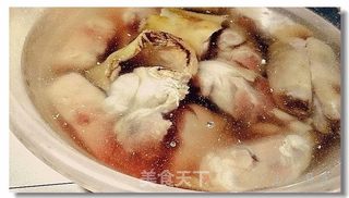 【重庆】水煮蹄花的做法步骤：1