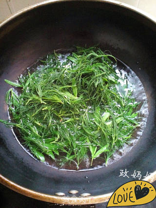【山东】凉拌野菜的做法步骤：2