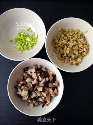 【四川】椎茸煲仔饭的做法步骤:3