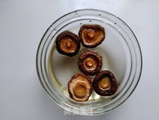香菇菜包的做法步骤:2