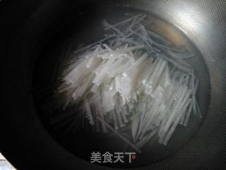 蛤干烧粉丝的做法步骤:5