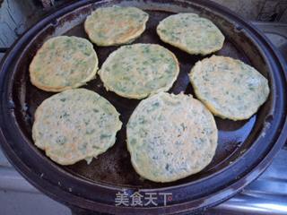 【天津】芹叶玉米饼的做法步骤：7