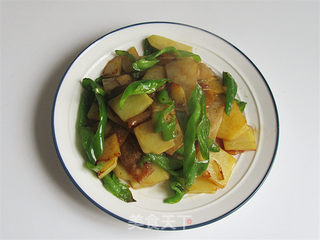 春饼巧做鳄鱼趣味餐的做法步骤:6