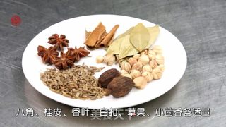 辣里寻鸡其乐融融的【辣子鸡】的做法步骤：1