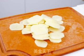 培根蘑菇薯片薄饼的做法步骤:2