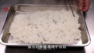 #怎样炒出粒粒分明的【鸳鸯蛋包饭】的做法图解3