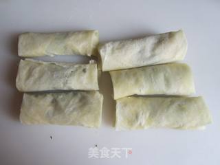 荠菜春卷的做法步骤:8