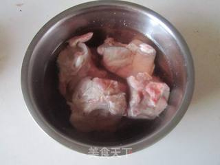 棒骨莲藕汤的做法步骤:2