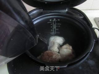 棒骨莲藕汤的做法步骤:4