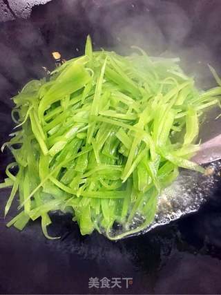 清炒莴笋丝的做法步骤:6