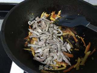 鱼香肉丝的做法步骤:10