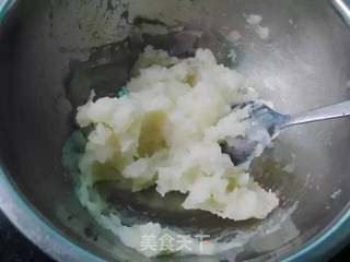 鸡肉土豆饼的做法步骤:7