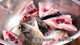 #红烧鱼头的做法图解2