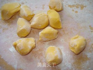 南瓜玫瑰花馒头的做法步骤:4