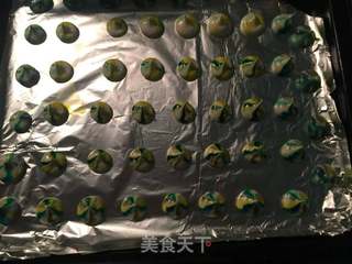 彩色蛋白糖的做法步骤:8