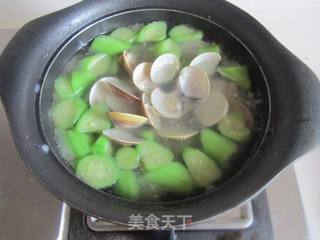 蛤蜊丝瓜汤的做法步骤:9