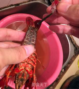 香辣小龙虾的做法步骤:2