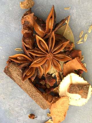 小鸡炖蘑菇的做法步骤:4
