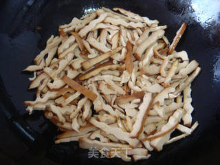 韭菜炒香干的做法步骤：4