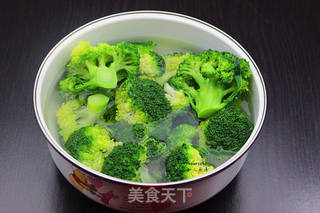 沙拉拌西兰花的做法步骤:4