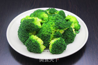 沙拉拌西兰花的做法步骤:5
