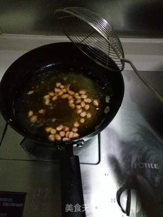 辣子鸡丁杏鲍菇酱的做法步骤:2
