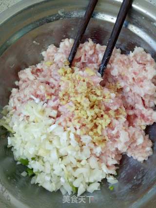 鲜肉馄饨的做法步骤:3