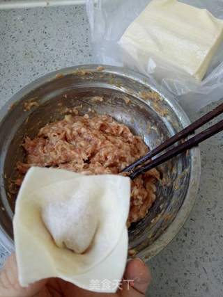 鲜肉馄饨的做法步骤:8