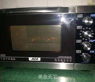 黑胡椒牛排酱烤鸭腿的做法步骤:6