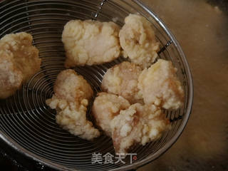 菠萝咕噜肉的做法步骤:7