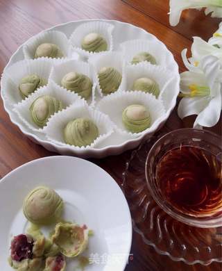 鲜花抹茶酥的做法步骤:24