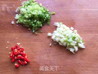 榨菜肉丝面的做法步骤:3